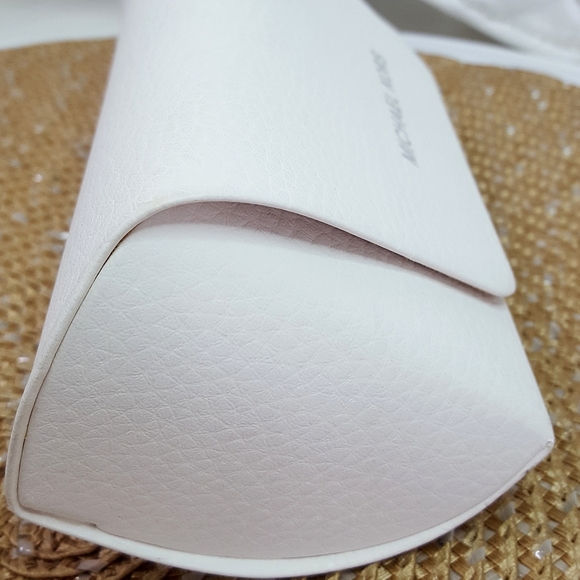 LOT OF X2💞Unisex Michael Kors Eye Glasses| Eyeglasses Case - Picture 14 of 16